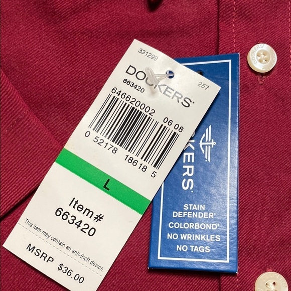 Dockers Burgandy Men's Short Sleeve Dress Shirt Size Large - Picture 7 of 8